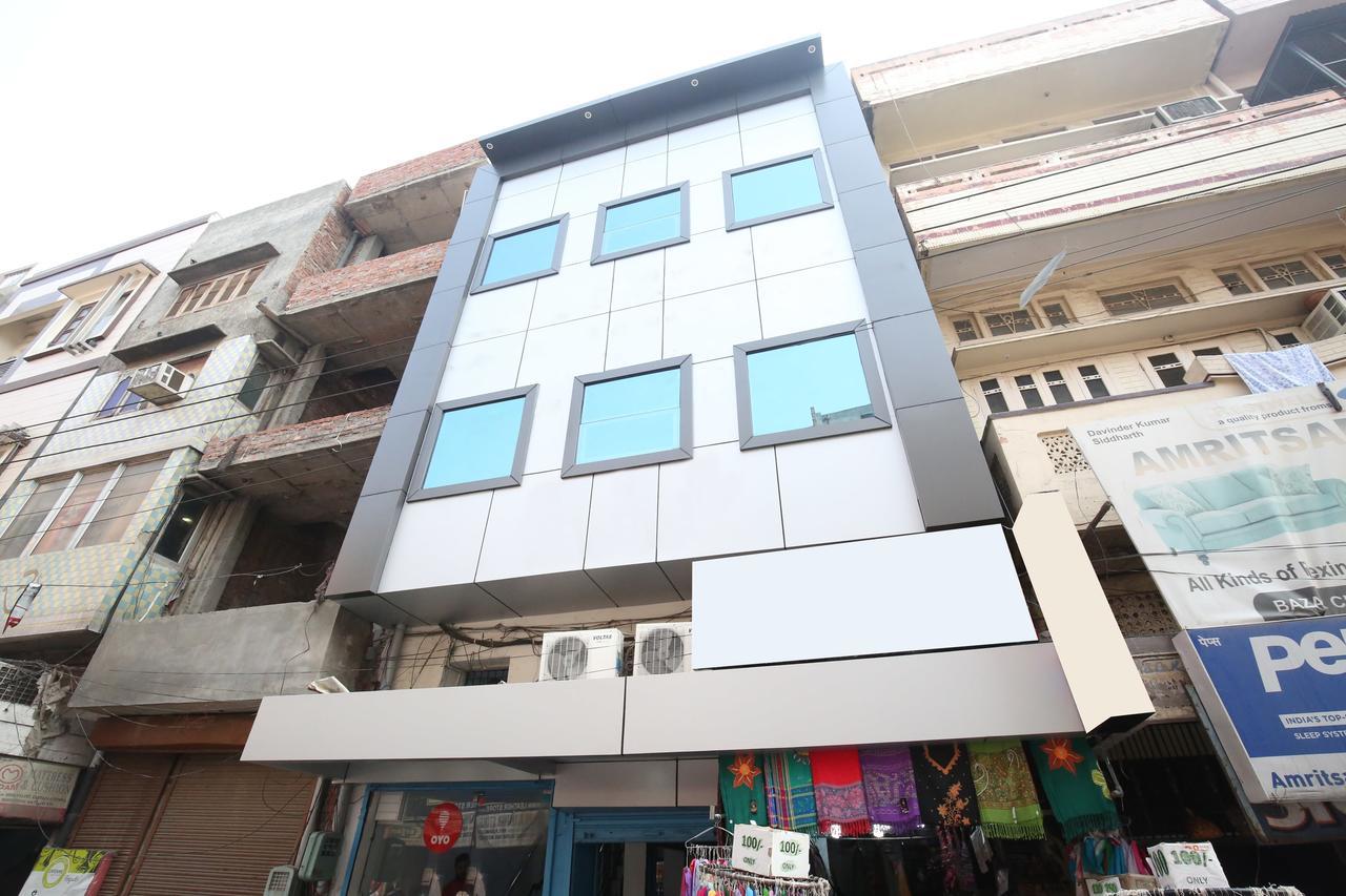 Oyo 11421 Regal Residency Hotel Amritsar Exterior foto